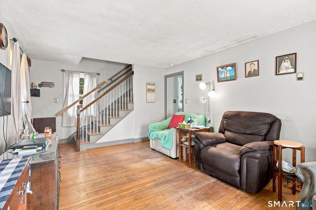 46 Baldwin Street, Meriden, CT 06451