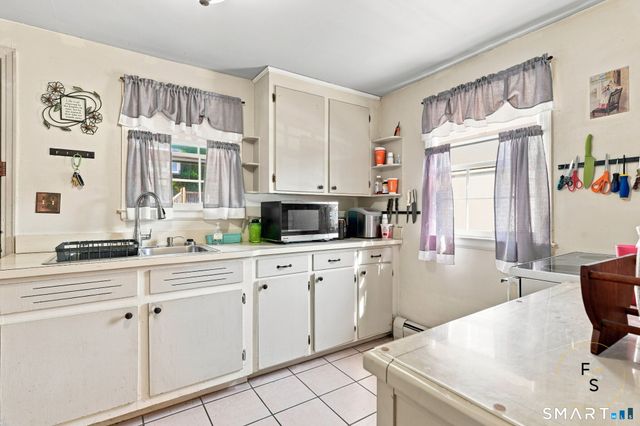 46 Baldwin Street, Meriden, CT 06451