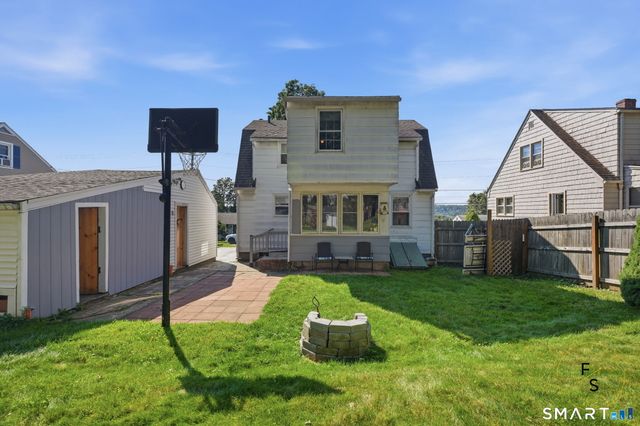 46 Baldwin Street, Meriden, CT 06451
