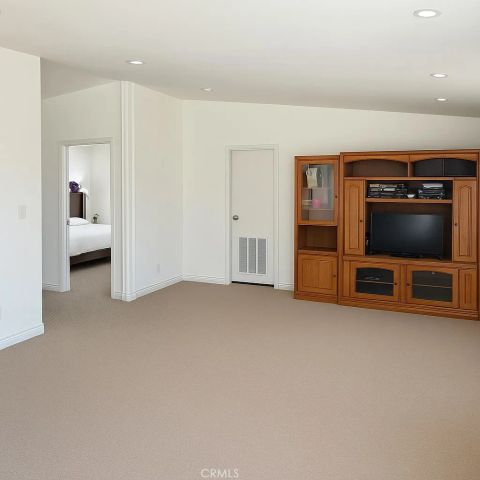 9235 Lindero Road, Phelan, CA 92392