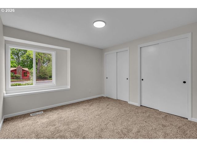 3030 Se TIMBERLAKE Dr, Hillsboro, OR 97123