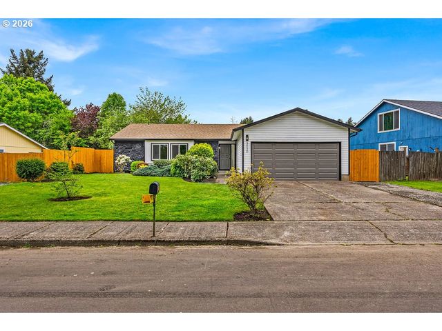 3030 Se TIMBERLAKE Dr, Hillsboro, OR 97123