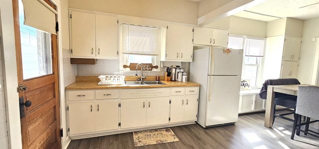 1206 Delmar Avenue, Evansville, IN 47712