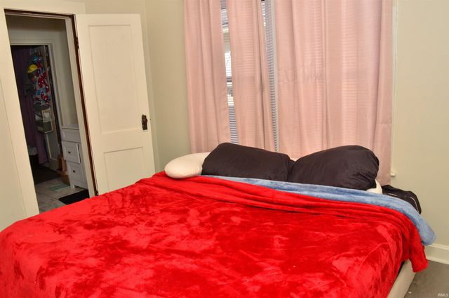 1206 Delmar Avenue, Evansville, IN 47712