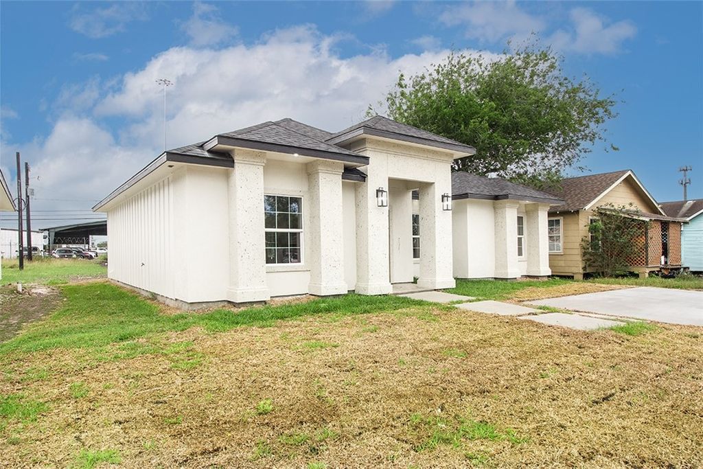 2733 Nemec St, Corpus Christi, TX 78415 — photo 3