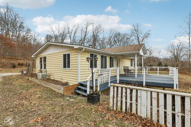 1498 Upper Schooner Road, Nashville, IN 47448