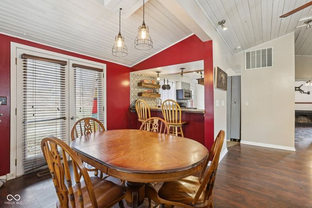 1498 Upper Schooner Road, Nashville, IN 47448