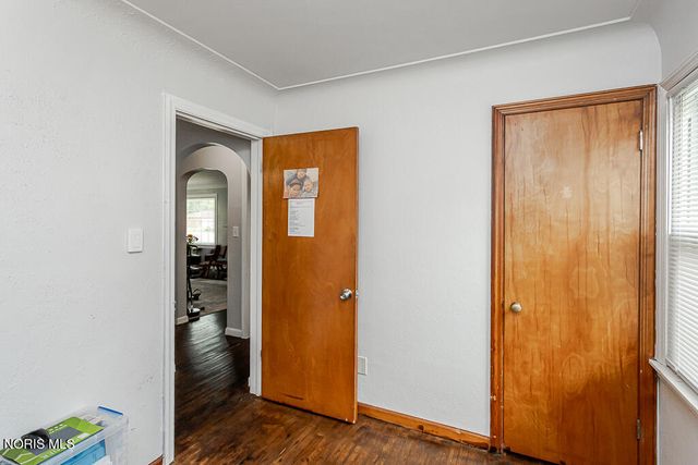 736 N Byrne Road, Toledo, OH 43607
