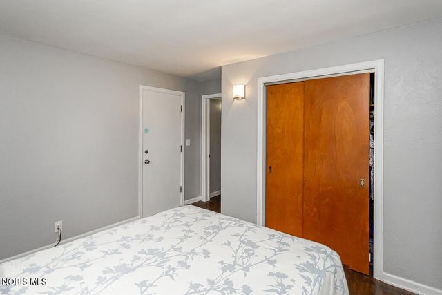 736 N Byrne Road, Toledo, OH 43607