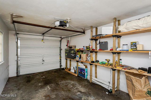 736 N Byrne Road, Toledo, OH 43607