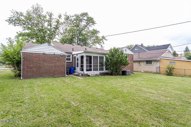 736 N Byrne Road, Toledo, OH 43607