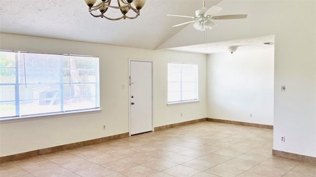 16719 Maplemont Drive, Houston, TX 77095