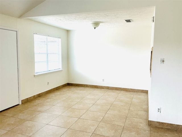 16719 Maplemont Drive, Houston, TX 77095