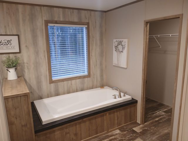 2370 Blocker Rd, Marshall, TX 75672