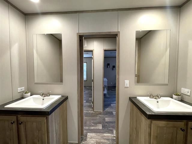 2370 Blocker Rd, Marshall, TX 75672