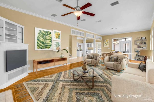 4030 Landfall Dr, Pensacola, FL 32507