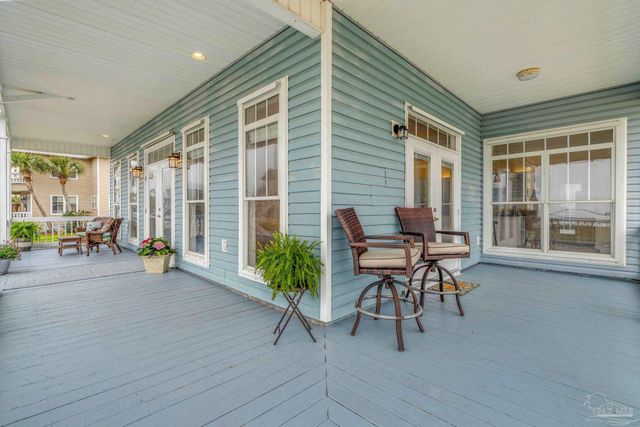 4030 Landfall Dr, Pensacola, FL 32507