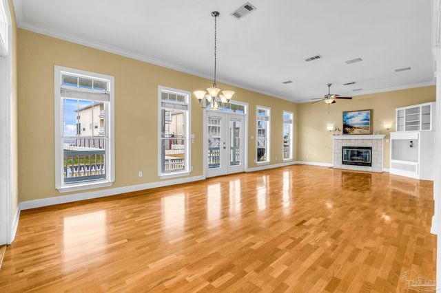 4030 Landfall Dr, Pensacola, FL 32507