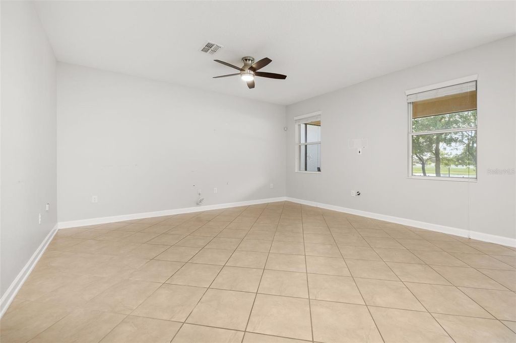 Image 13 of property listing at 14157 GOLD BRIDGE DRIVE, Orlando, FL 32824