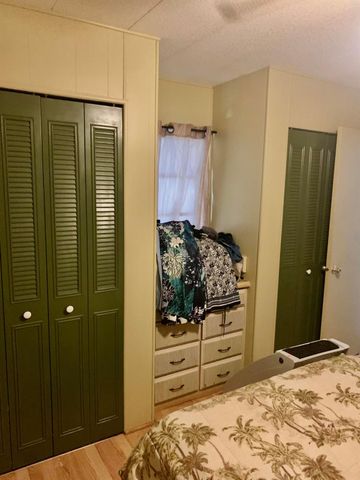 8165 SE Wren Avenue, Hobe Sound, FL 33455