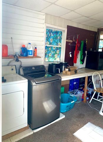 8165 SE Wren Avenue, Hobe Sound, FL 33455