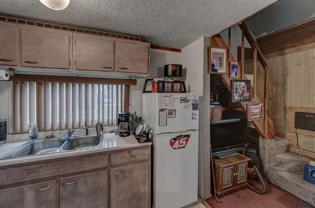 201 S 3RD ST, Piedmont, SD 57769