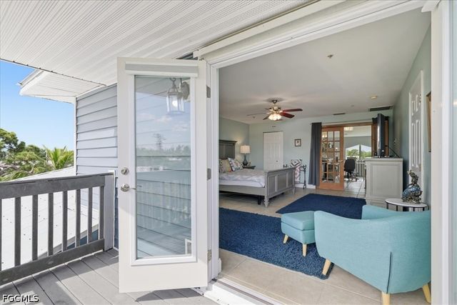 5711 Linden LN, Bokeelia, FL 33922