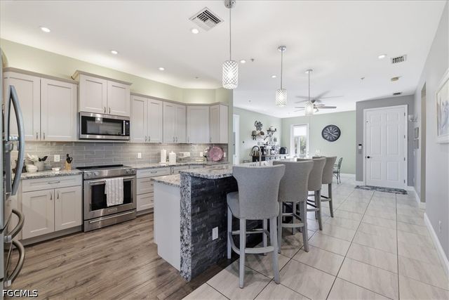 5711 Linden LN, Bokeelia, FL 33922
