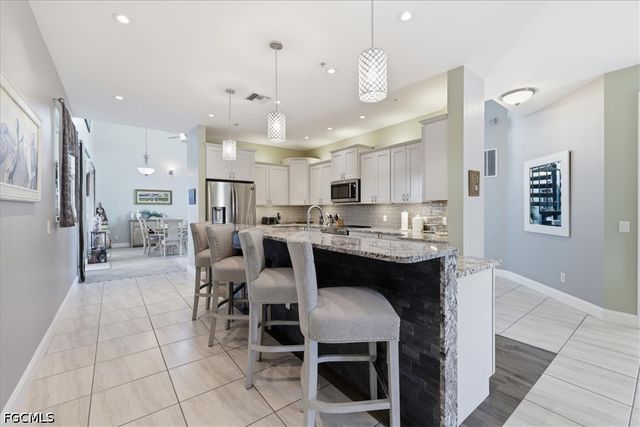 5711 Linden LN, Bokeelia, FL 33922