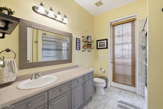 5711 Linden LN, Bokeelia, FL 33922