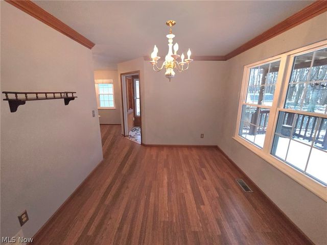 38450 Crossbrook Avenue, Willoughby, OH 44094