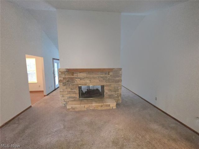 38450 Crossbrook Avenue, Willoughby, OH 44094