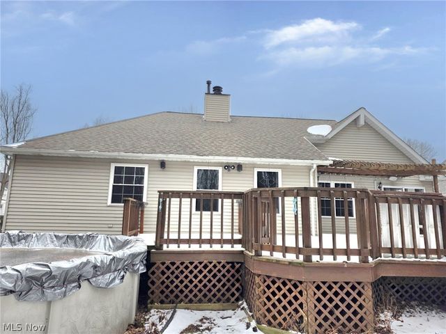 38450 Crossbrook Avenue, Willoughby, OH 44094