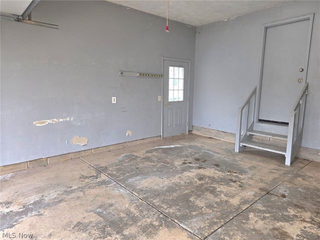 38450 Crossbrook Avenue, Willoughby, OH 44094