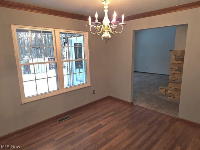 38450 Crossbrook Avenue, Willoughby, OH 44094