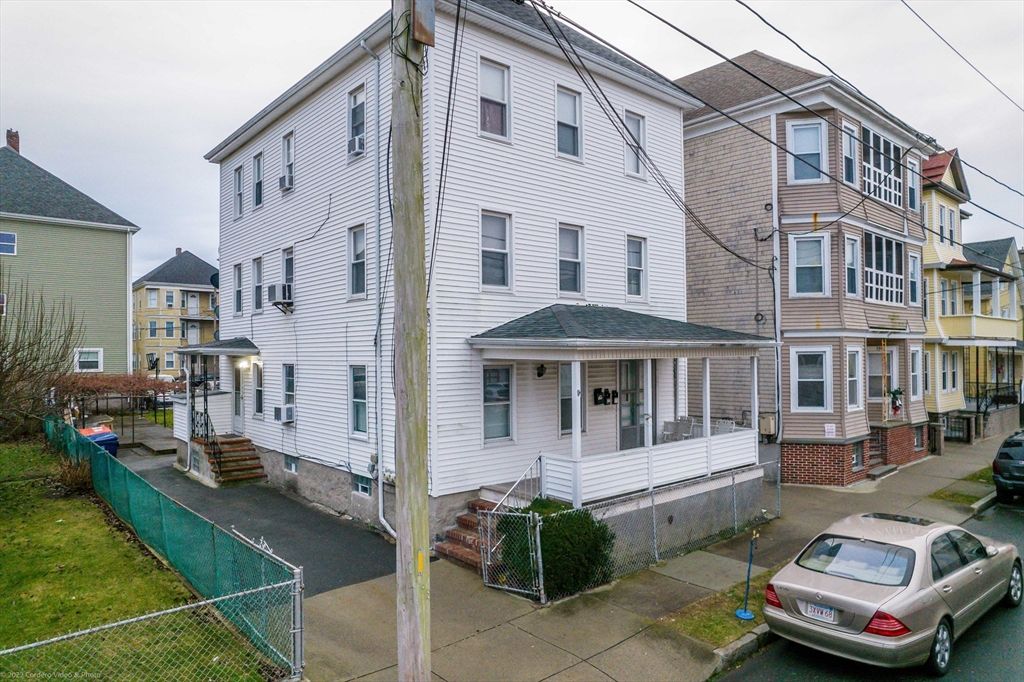 186 Division St, New Bedford, MA 02744