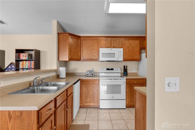 3126 Alexander Place 205, Beavercreek, OH 45431