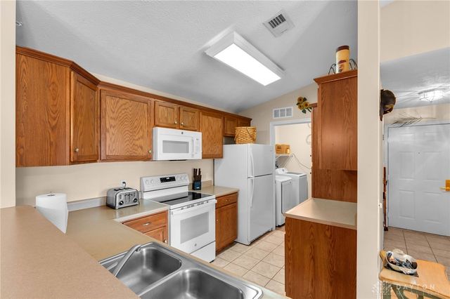 3126 Alexander Place 205, Beavercreek, OH 45431