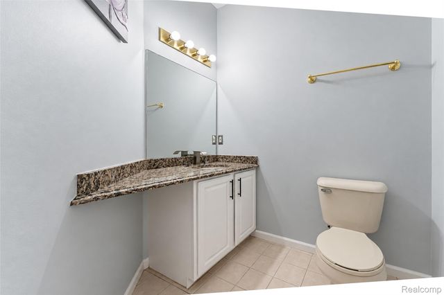 45498 Muirfield Drive, Canton Charter Township, MI 48188