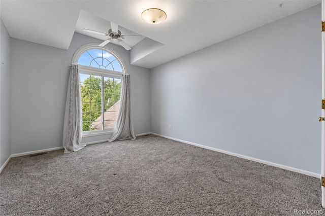 45498 Muirfield Drive, Canton Charter Township, MI 48188