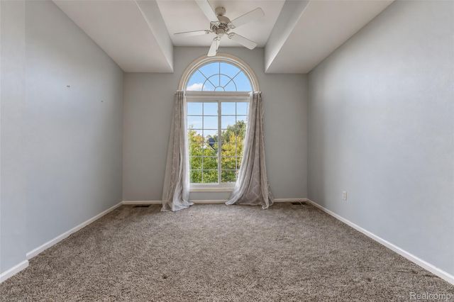 45498 Muirfield Drive, Canton Charter Township, MI 48188