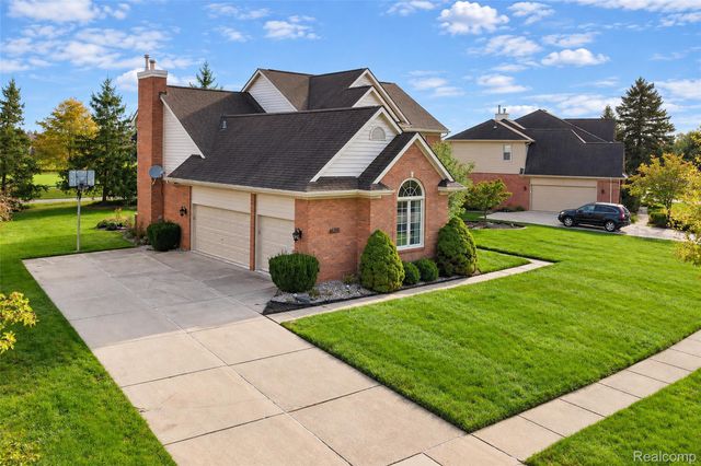45498 Muirfield Drive, Canton Charter Township, MI 48188