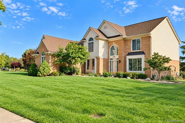45498 Muirfield Drive, Canton Charter Township, MI 48188