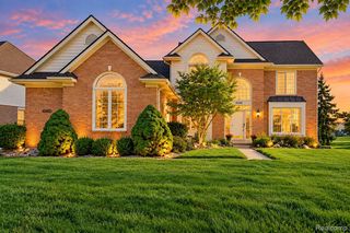 45498 Muirfield Drive, Canton Charter Township, MI 48188