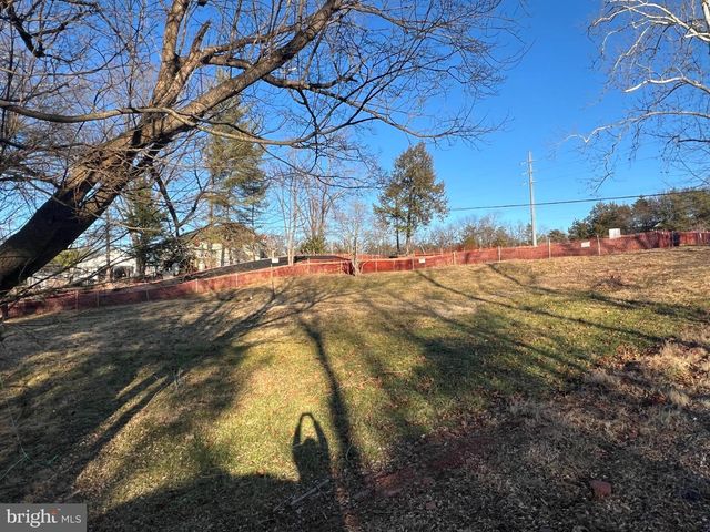 7106 CENTREVILLE RD, Centreville, VA 20121