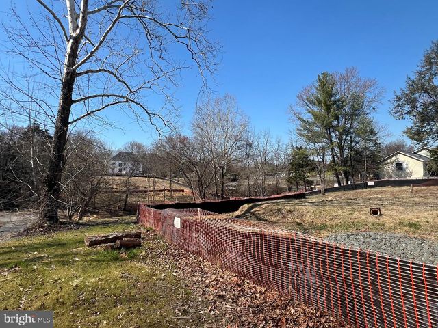 7106 CENTREVILLE RD, Centreville, VA 20121