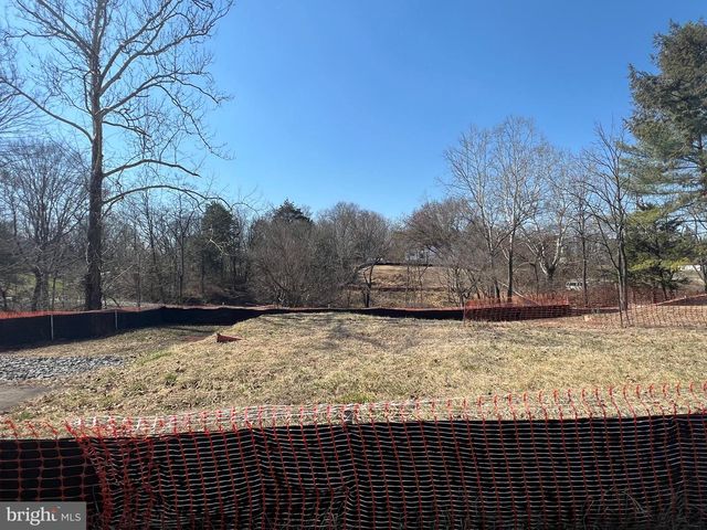 7106 CENTREVILLE RD, Centreville, VA 20121