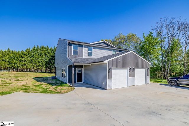 4048 Parris Bridge Road, Boiling Springs, SC 29316