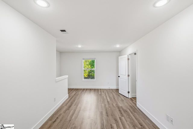 4048 Parris Bridge Road, Boiling Springs, SC 29316