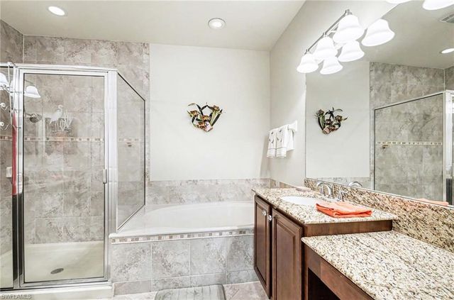 6541 Monterey PT 54202, Naples, FL 34105